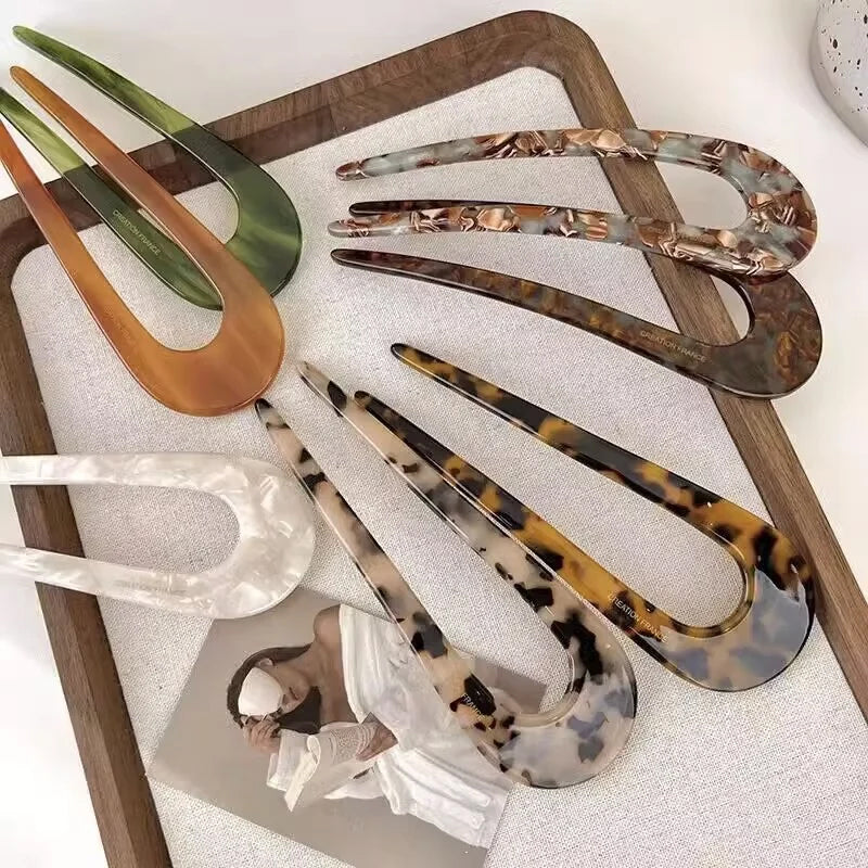 Elegancia és tartás a kifinomult frizurákhoz